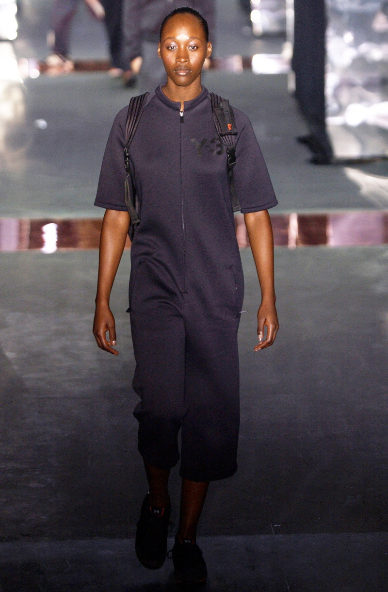 Y-3 fashion show for Spring/Summer 2003