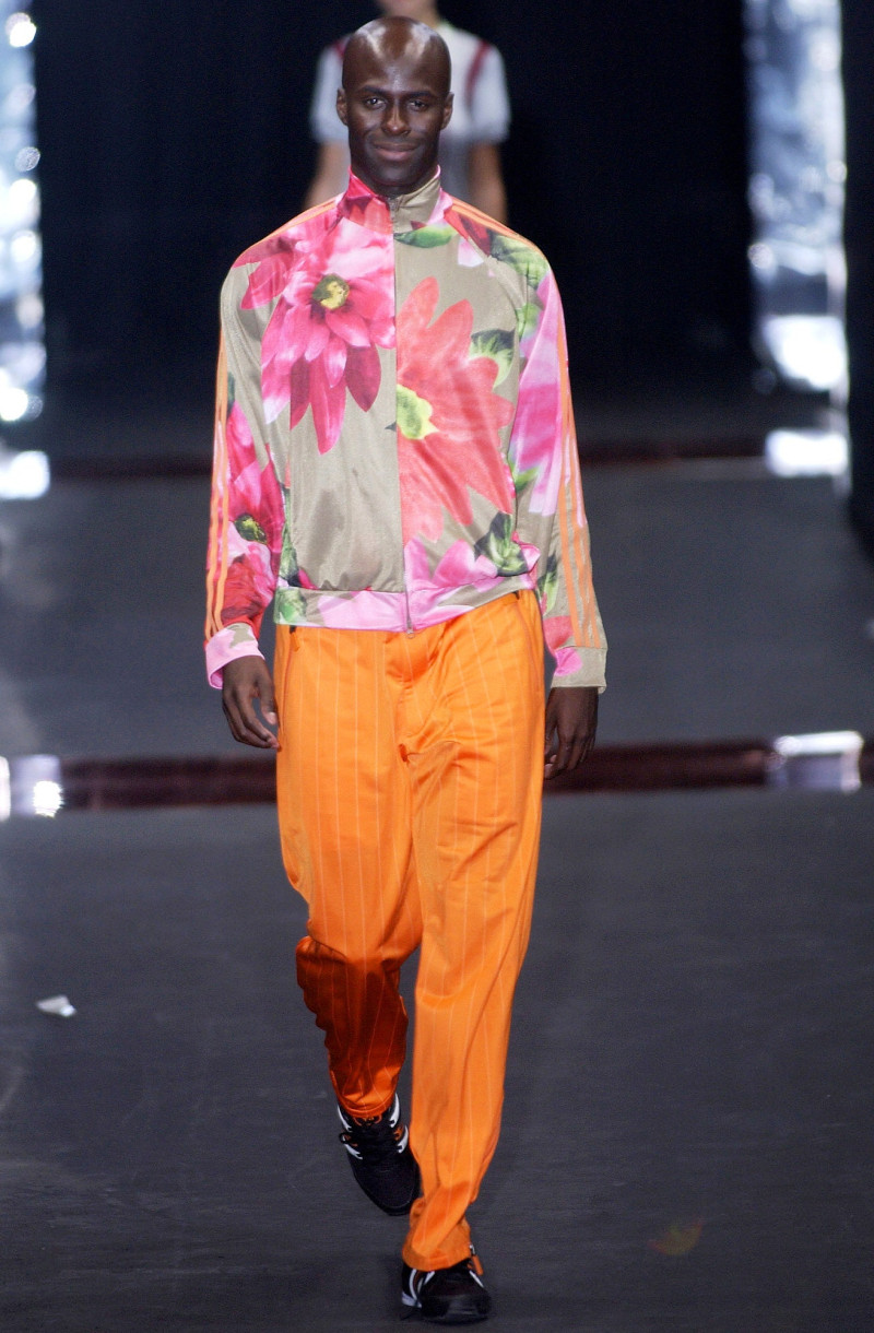 Y-3 fashion show for Spring/Summer 2003