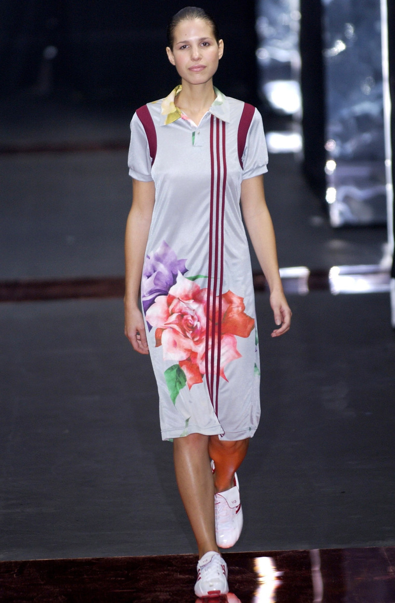 Y-3 fashion show for Spring/Summer 2003