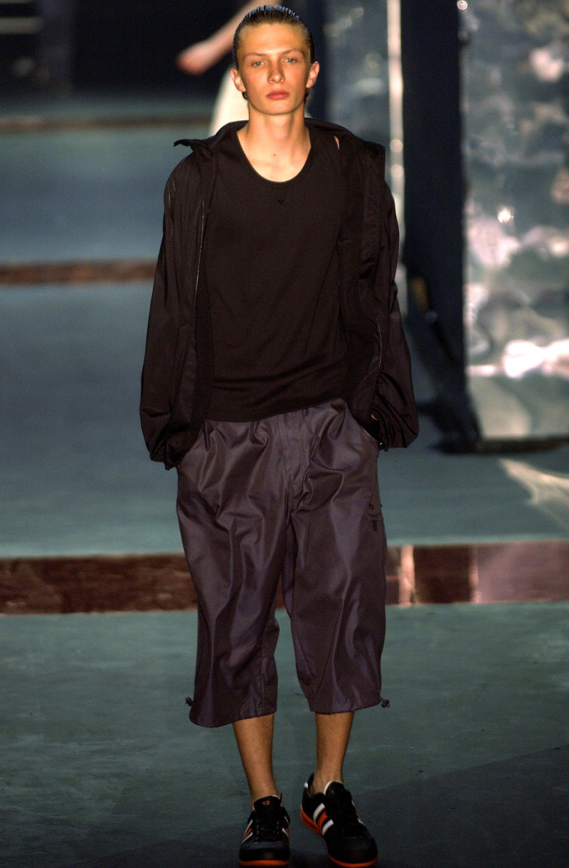 Y-3 fashion show for Spring/Summer 2003