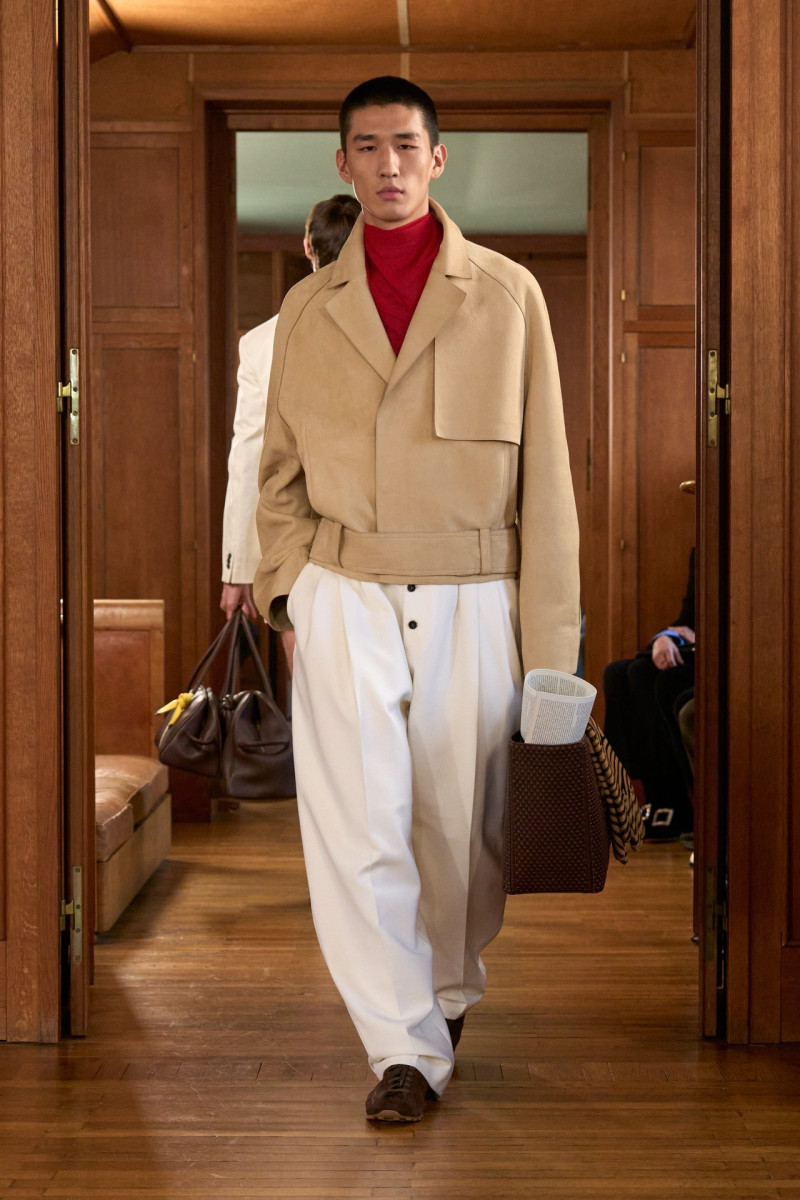 Jacquemus fashion show for Spring/Summer 2025