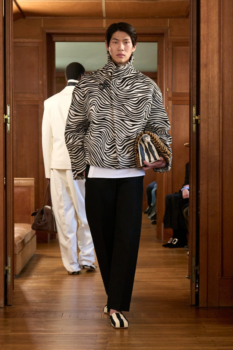 Jacquemus fashion show for Spring/Summer 2025