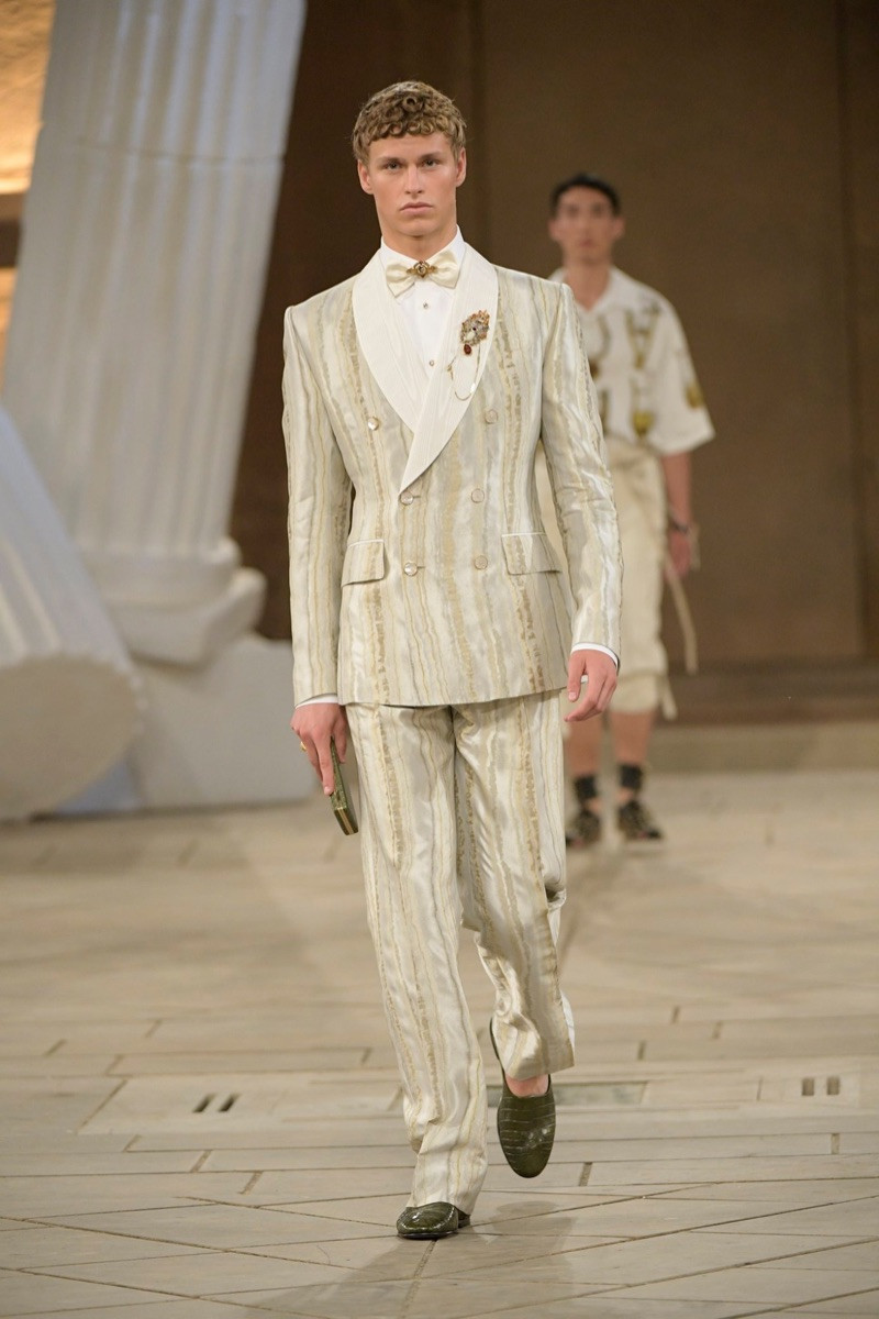 Dolce & Gabbana Alta Moda fashion show for Autumn/Winter 2019