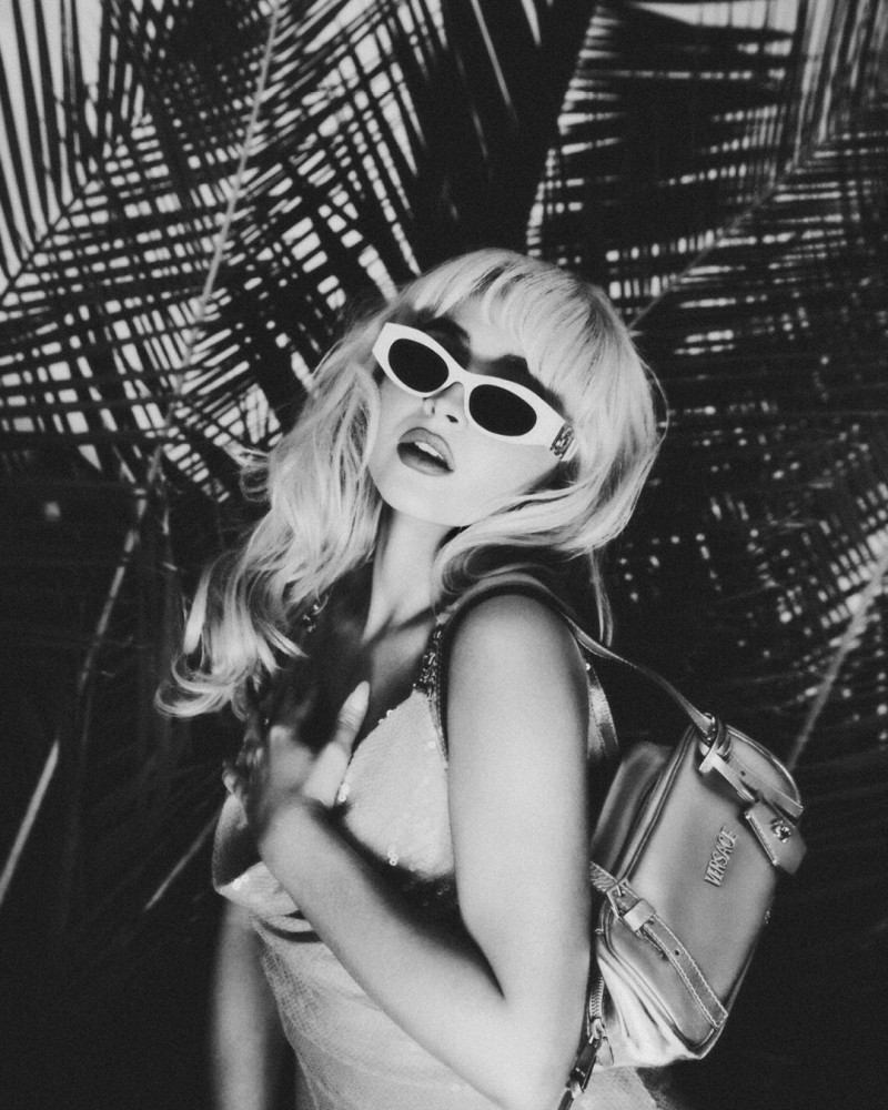 Versace La Vacanza advertisement for Pre-Fall 2025