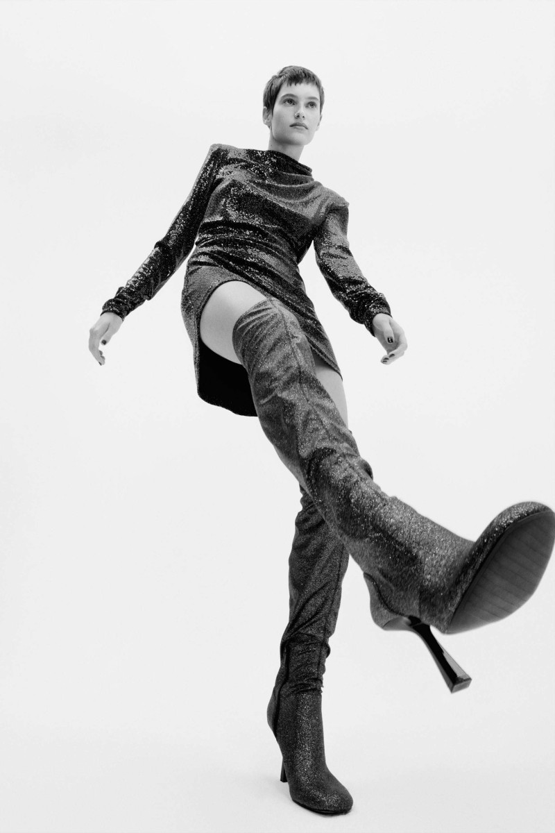 Greta Elisa Hofer featured in  the Zara Serie 89 advertisement for Winter 2021