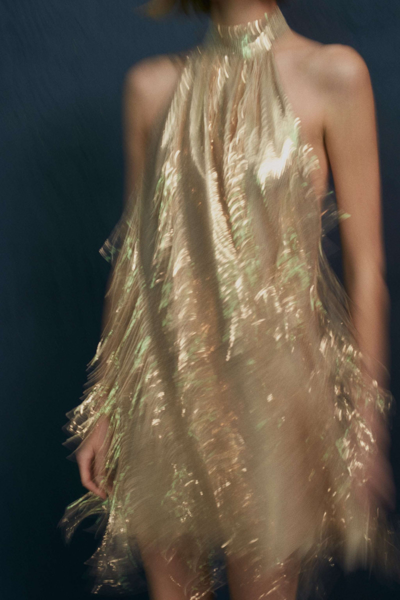 Quinn Elin Mora featured in  the Zara Serie 87 advertisement for Winter 2021