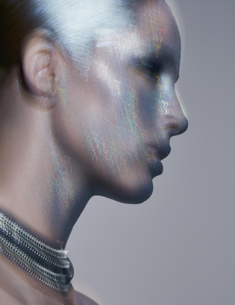 Abby Champion featured in  the Zara Glitter Bomb advertisement for Spring/Summer 2022