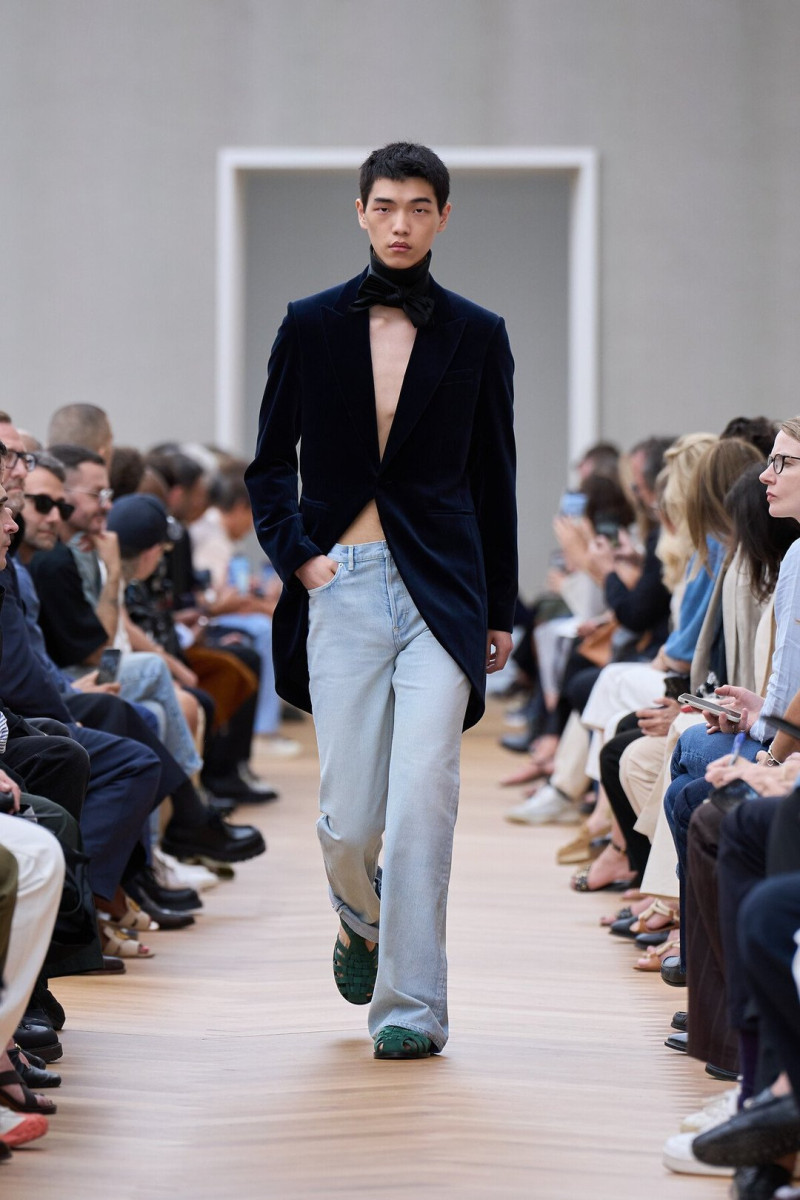 Suyong Jung featured in  the Dior Homme fashion show for Spring/Summer 2026