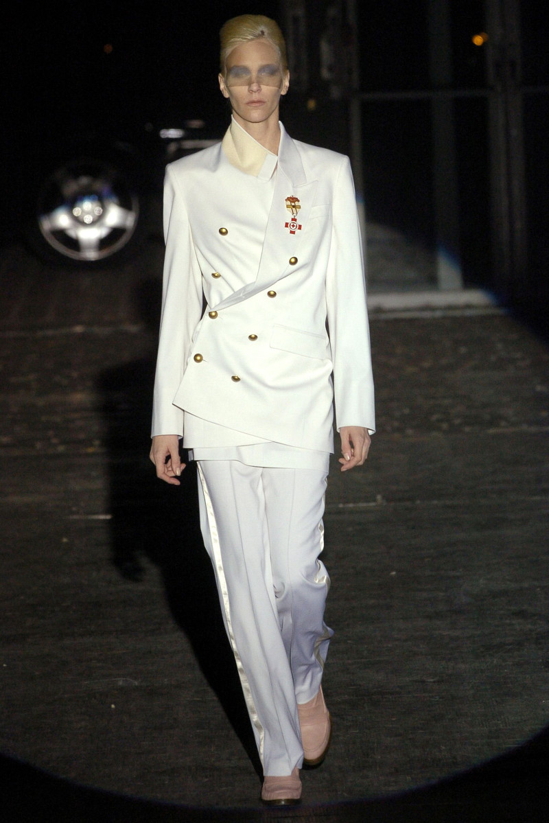 A.F. Vandevorst fashion show for Autumn/Winter 2004