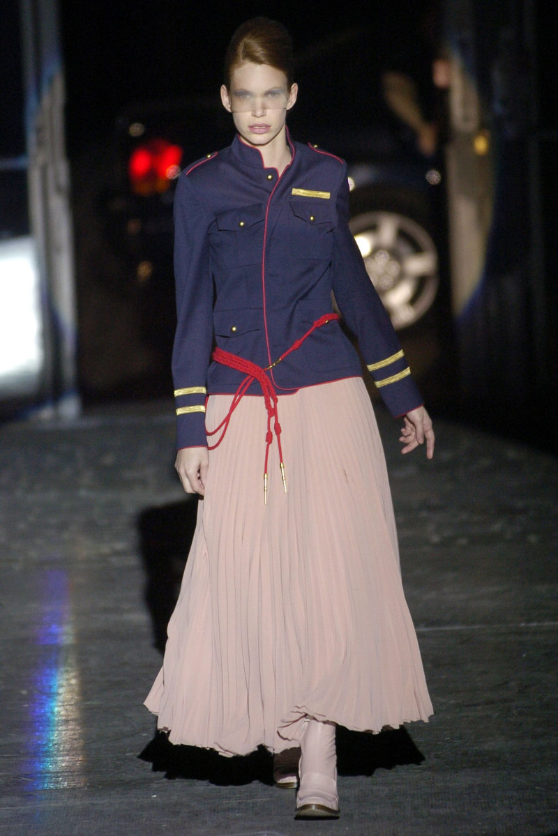 A.F. Vandevorst fashion show for Autumn/Winter 2004