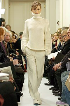 Akris fashion show for Autumn/Winter 2004