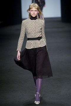 Alessandro Dell\'Acqua fashion show for Autumn/Winter 2004