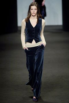 Alessandro Dell\'Acqua fashion show for Autumn/Winter 2004