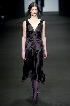 Alessandro Dell\'Acqua fashion show for Autumn/Winter 2004