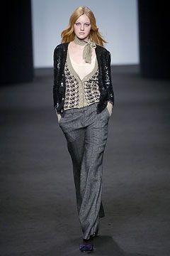 Alessandro Dell\'Acqua fashion show for Autumn/Winter 2004