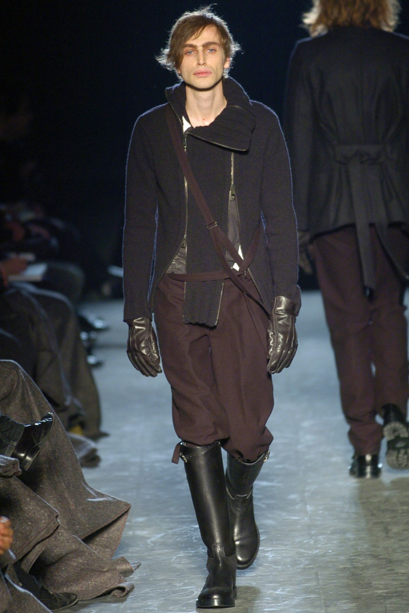 Ann Demeulemeester fashion show for Autumn/Winter 2004
