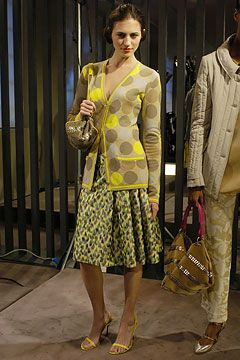 Bottega Veneta fashion show for Autumn/Winter 2004