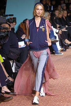 D&G fashion show for Autumn/Winter 2004