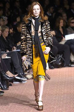 D&G fashion show for Autumn/Winter 2004