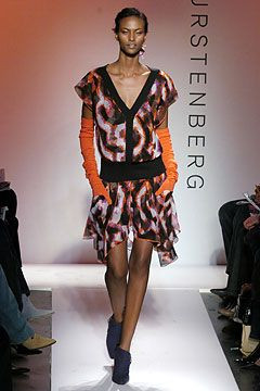 Diane Von Furstenberg fashion show for Autumn/Winter 2004
