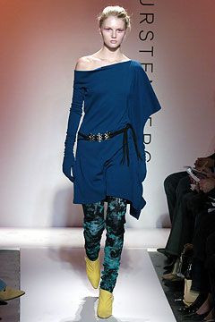 Diane Von Furstenberg fashion show for Autumn/Winter 2004