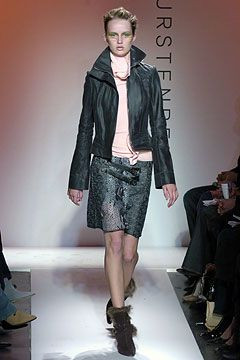 Diane Von Furstenberg fashion show for Autumn/Winter 2004