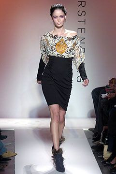 Diane Von Furstenberg fashion show for Autumn/Winter 2004