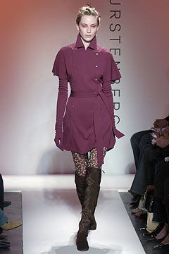 Diane Von Furstenberg fashion show for Autumn/Winter 2004
