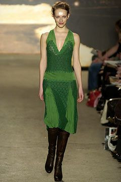 DKNY fashion show for Autumn/Winter 2004