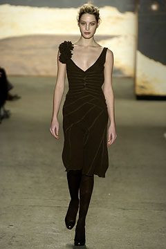 DKNY fashion show for Autumn/Winter 2004