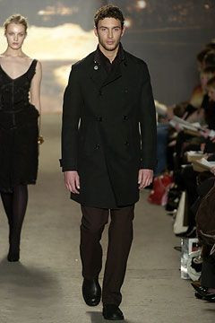 DKNY fashion show for Autumn/Winter 2004