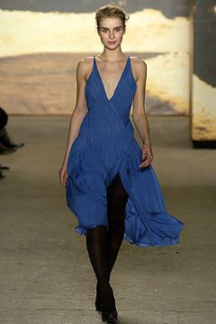 DKNY fashion show for Autumn/Winter 2004