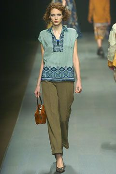 Dries van Noten fashion show for Autumn/Winter 2004