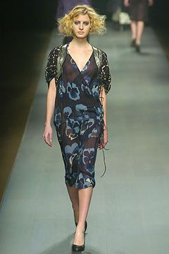 Dries van Noten fashion show for Autumn/Winter 2004