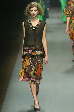 Dries van Noten fashion show for Autumn/Winter 2004