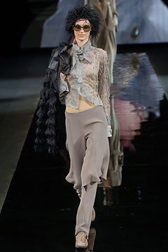 Giorgio Armani fashion show for Autumn/Winter 2004