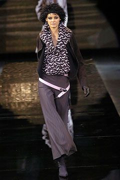 Giorgio Armani fashion show for Autumn/Winter 2004
