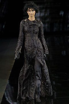 Giorgio Armani fashion show for Autumn/Winter 2004