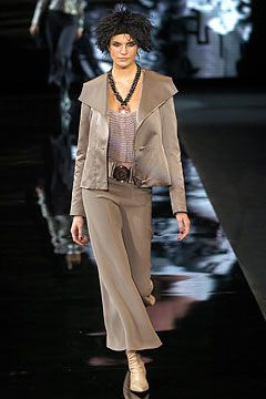 Giorgio Armani fashion show for Autumn/Winter 2004