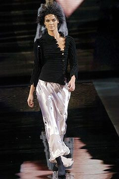 Giorgio Armani fashion show for Autumn/Winter 2004