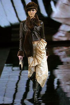 Giorgio Armani fashion show for Autumn/Winter 2004