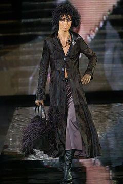Giorgio Armani fashion show for Autumn/Winter 2004