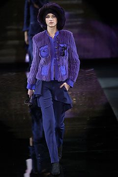 Giorgio Armani fashion show for Autumn/Winter 2004