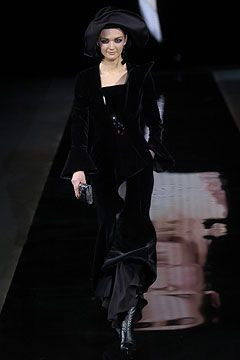 Giorgio Armani fashion show for Autumn/Winter 2004