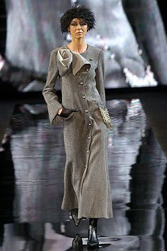 Giorgio Armani fashion show for Autumn/Winter 2004