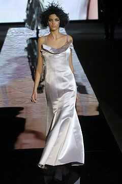 Giorgio Armani fashion show for Autumn/Winter 2004