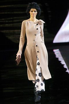 Giorgio Armani fashion show for Autumn/Winter 2004