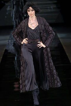 Giorgio Armani fashion show for Autumn/Winter 2004