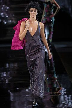 Giorgio Armani fashion show for Autumn/Winter 2004