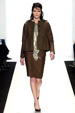 Jeffrey Chow fashion show for Autumn/Winter 2004